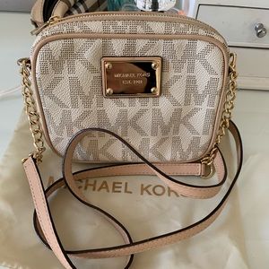 Small crossbody Michael Kors handbag